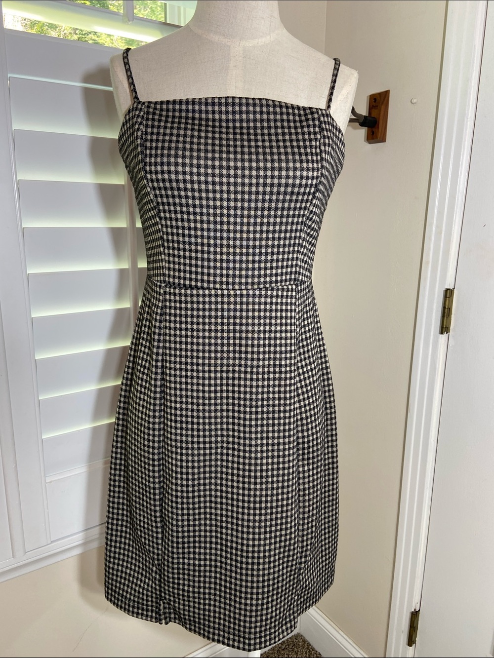 Altar'd State Black White Houndstooth Spaghetti Strap Mini Dress Sz L Mod Chic - Picture 1 of 13